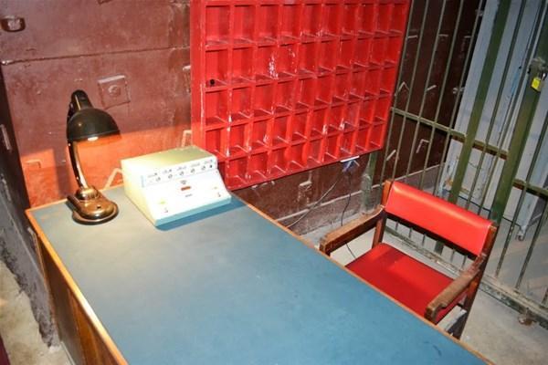 Sıradan bir bina gibi duruyor ama...