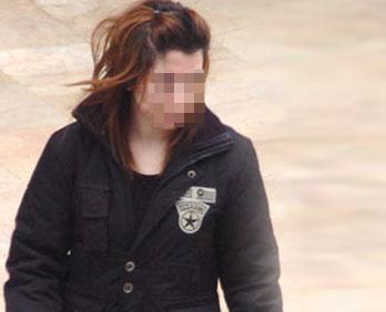 Biraz seviştik tam olarak ilişkiye girmedik