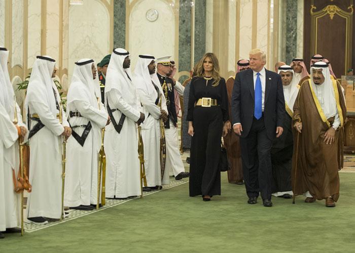 Son Dakika... Trump Suudi Arabistanda Kraldan en üst düzey devlet nişanı