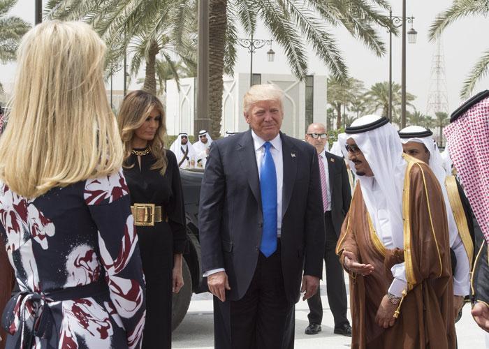 Son Dakika... Trump Suudi Arabistanda Kraldan en üst düzey devlet nişanı