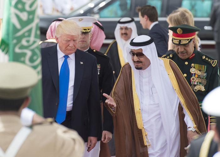 Son Dakika... Trump Suudi Arabistanda Kraldan en üst düzey devlet nişanı