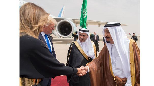 Son Dakika... Trump Suudi Arabistanda Kraldan en üst düzey devlet nişanı