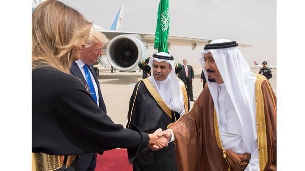 Son Dakika... Trump Suudi Arabistanda Kraldan en üst düzey devlet nişanı