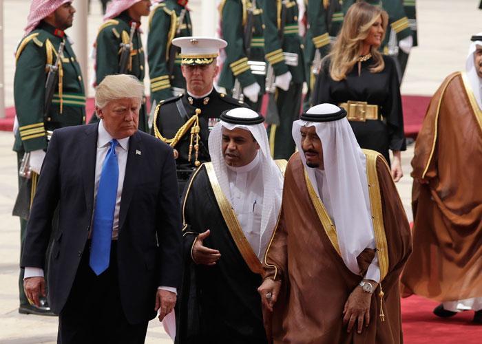 Son Dakika... Trump Suudi Arabistanda Kraldan en üst düzey devlet nişanı
