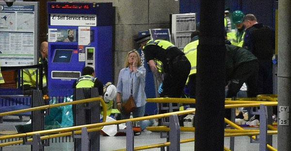 İngilteredeki kanlı saldırının ardından terör tehdidi kritik seviyeye çıkarıldı