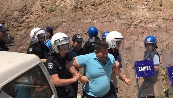 Yuvacık Barajı çevresindeki tesislerin yıkımında biber gazlı müdahale