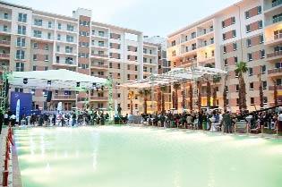 Karadeniz’in dalgaları AVM ‘aşkı’ yarattı