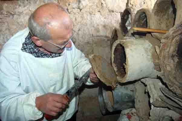 Karakovan balının hasadına başlandı