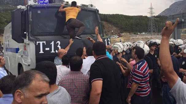 Pozantıda terörist cenazelerini yakmak istediler