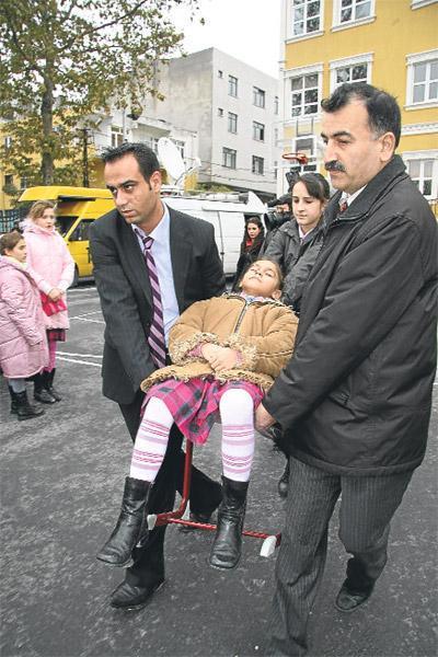 ‘Onlarınki tatbikat bizdeki sadece şov’