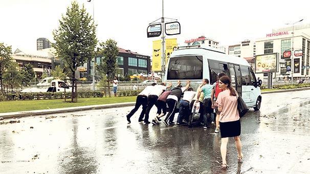 Son dakika.. İstanbulullara müjdeli haber Yağış İstanbulu terk etti