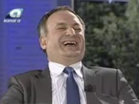 Lokman Ayva kırdı geçirdi