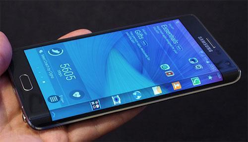Samsung, Galaxy Note 4ü ve Galaxy Note Edgeyi tanıttı