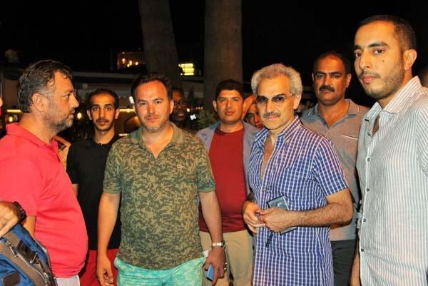 Bodrum sokaklarını gezen Suudi prensi kimse tanımadı