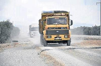 31 kilometrelik duble yol daha bitmedi ki...