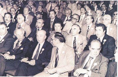 Narin 41 yıllık  koltuğu bıraktı
