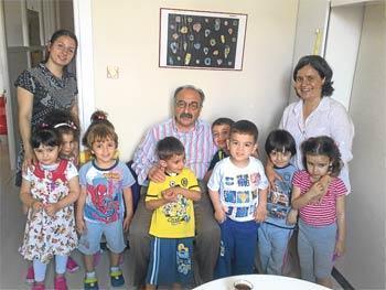 Anaokullarında masal saatleri...