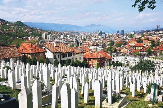 100 yıl önce Bosna 100 yıl sonra Bosna - Saraybosna’da sabah ezanları