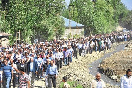 Eski vekil Zeydan’ı binlerce kişi uğurladı