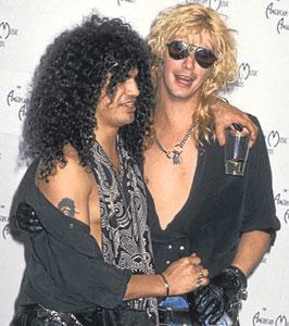 “GUNS N’ ROSES BENi NEREDEYSE ÖLDÜRÜYORDU”