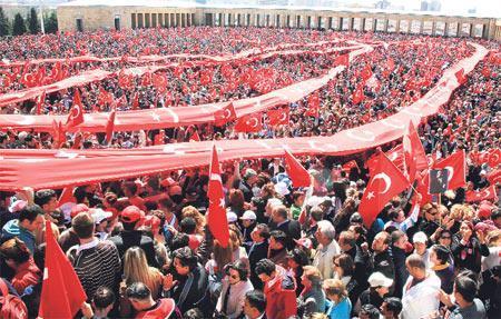 Siyasal iletişimin unutulmaz kareleri