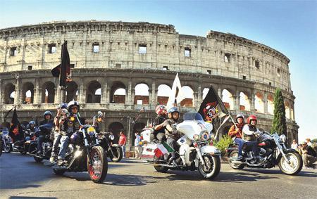 BÜTÜN YOLLAR ROMA’YA