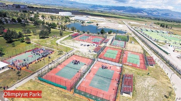 Erzurum’un tarihi dokusunu koruyarak şehri yeniden inşa ediyoruz