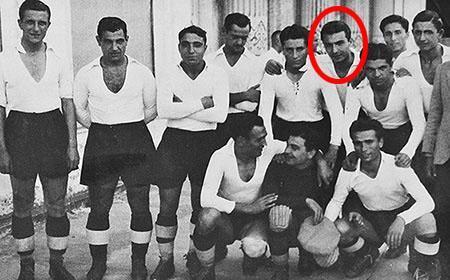 Ünlü yönetmen ve Beşiktaşın eski futbolcusu Memduh Ün hayatını kaybetti