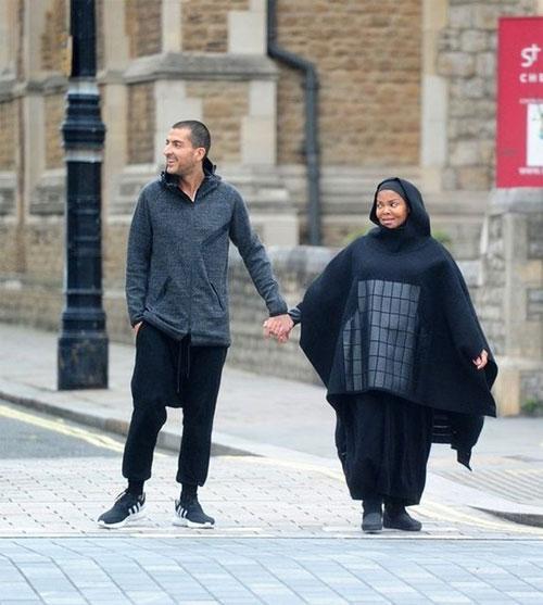 Janet Jackson tesettüre girdi