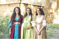 ‘BAŞKAN AZiZ’iN  ‘EKŞi ELMALAR’I