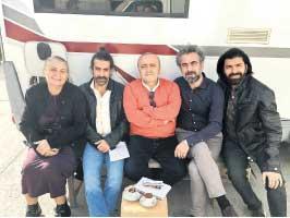 ‘BAŞKAN AZiZ’iN  ‘EKŞi ELMALAR’I