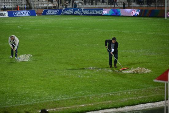 Adana Demirspor-İstanbulspor maçına dolu engeli