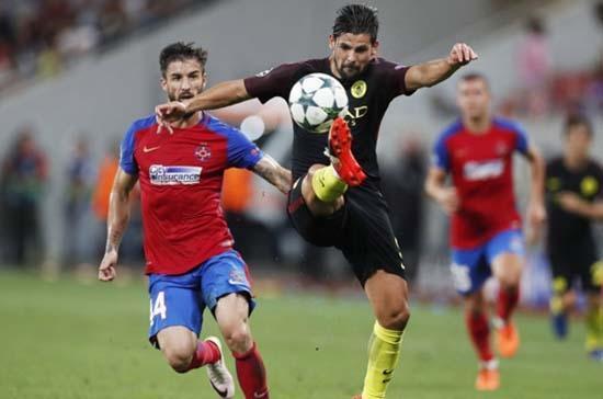 Yıldız futbolcunun annesinden şok suçlama