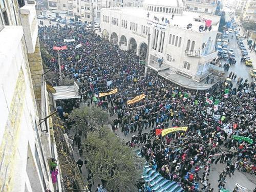 Muhaliflere çivi bombası