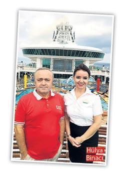 YOLCU GEMİSİNDE PARANIN KAPTANI ANKARALI HÜLYA