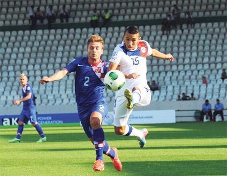 GAZDANADAM ÜNLÜ OYUNCUYU iŞiNDEN EDECEK Mi