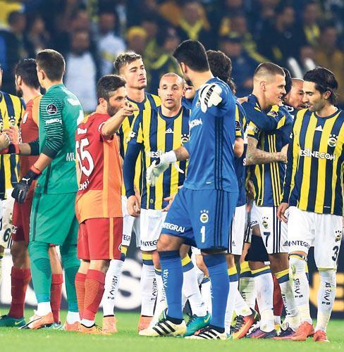 Çatıdaki çatlak