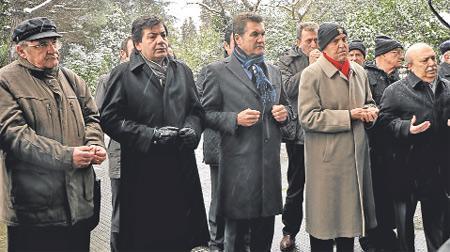 Dosyaların yeniden açılması ülkemizin namusunu temizler