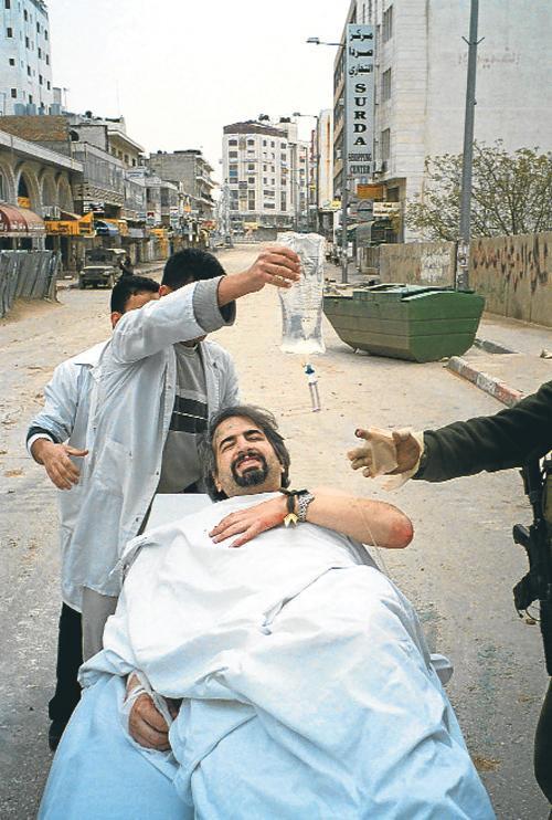 Libya’da kurtuldu Suriye’de can verdi