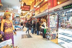 ŞEHRİN ZAMAN DIŞI GEÇİTLERİ PASAJLAR