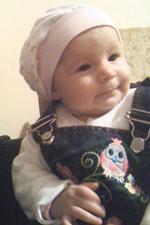 Minik Buse annesiyle yanarak can verdi