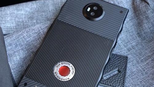 REDin holografik ekranlı Hydrogen One akıllı telefonu kısa süre sonra satışa çıkıyor