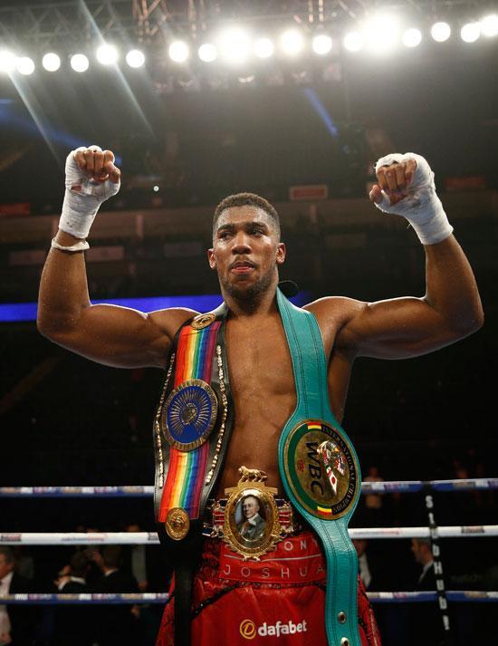 Anthony Joshua WBC) ağır sıklet unvan maçında Dillian Whyteı nakavtla  yendi