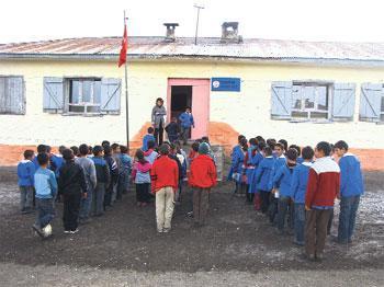 ‘Öğrencilerimize  umut olun’ çağrısı