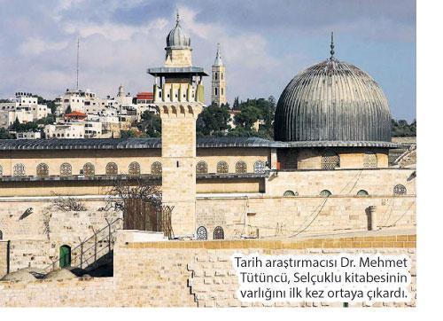 920 yıldır gizlenen  Türk kitabesi