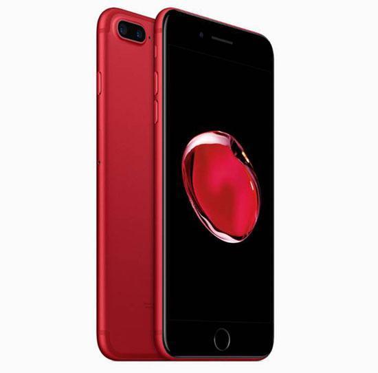 Kırmızı renkli iPhone 7’ye eleştiri yağdı