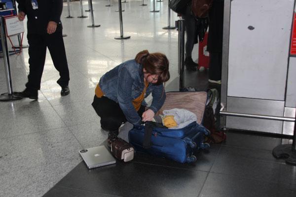 ABD ve Londra yolcuları laptoplarını uçak kapısına kadar kullanabilecek