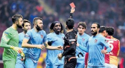 EKRAN KIRMIZI KARTI ÇIKARDI