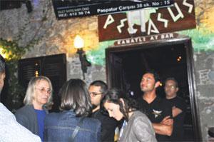 FETHiYE’Yi iNGiLiZLER SARMIŞ