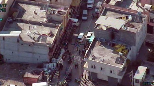 Adanada bin polisle torbacı operasyonu helikopter kamerasında